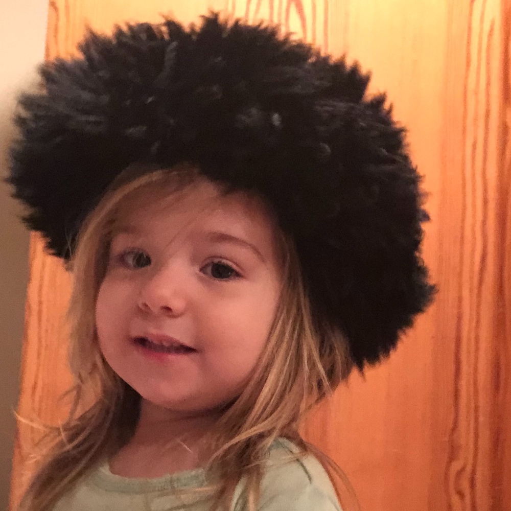 Meet your Posher, Maxine